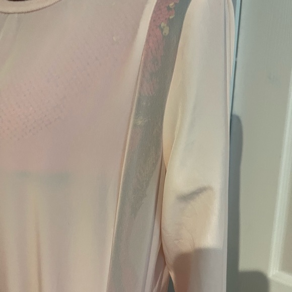 Light blush pink long sleeve sheer and satin like top - Picture 5 of 7